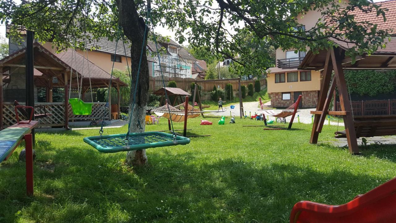 Pensiunea Sarah Bran Törcsvár Kültér fotó